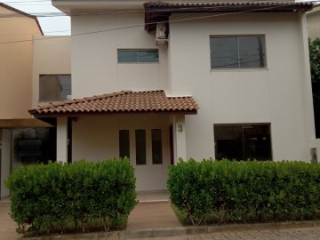 Casa em Condomnio - Venda - Buraquinho - Lauro de Freitas - BA